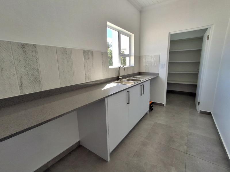 3 Bedroom Property for Sale in Golden Mile Western Cape